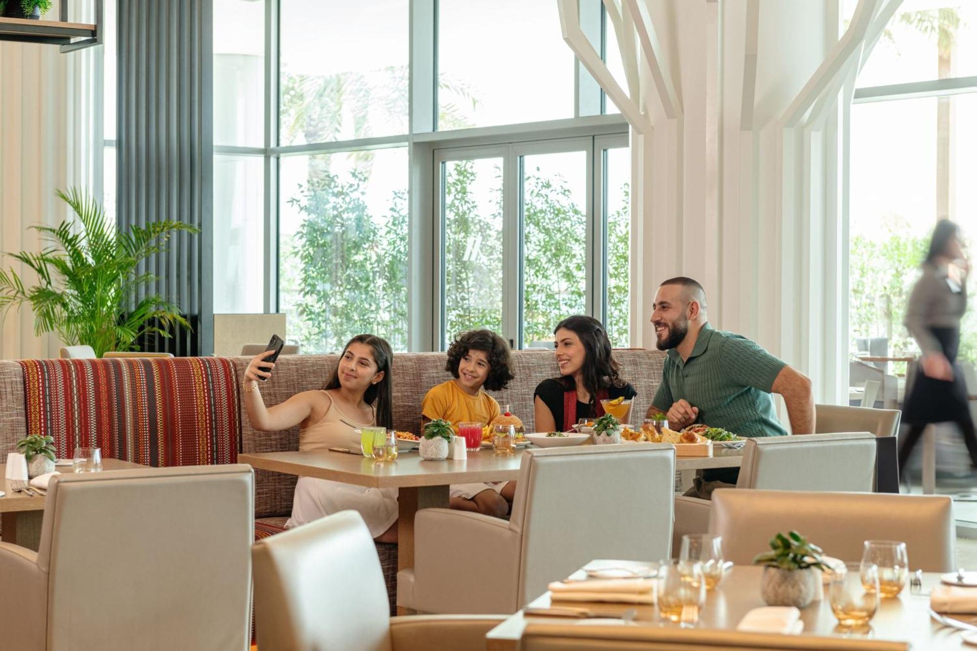Marriott Marquis Dubai Hotel Екстериор снимка